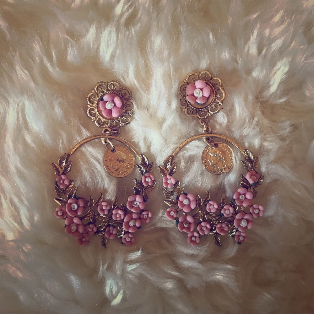 BIG SALE - Moving Overseas